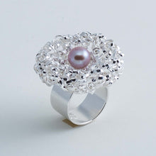 Carica l'immagine nel visualizzatore di Gallery, Anello Intreccio Rotondo con Perla