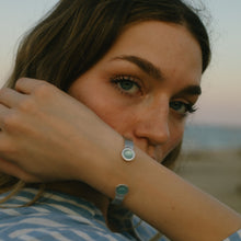 Carica l'immagine nel visualizzatore di Gallery, Bracciale schiava Argento lucido con Acquamarina