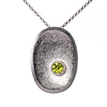 Carica l'immagine nel visualizzatore di Gallery, Collana con Pendente Venere ovale