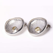 Carica l'immagine nel visualizzatore di Gallery, Orecchini triangolari Venere