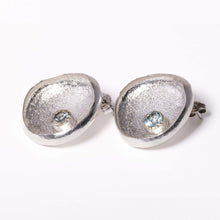 Carica l'immagine nel visualizzatore di Gallery, Orecchini triangolari Venere