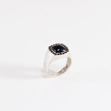 Carica l'immagine nel visualizzatore di Gallery, Anello chevalier Apollo con Shungite e Zirconi
