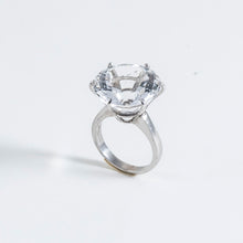 Carica l'immagine nel visualizzatore di Gallery, Anello Iris Solitario
