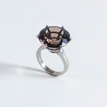 Carica l'immagine nel visualizzatore di Gallery, Anello Iris Solitario