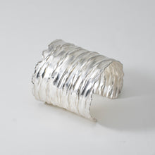 Carica l'immagine nel visualizzatore di Gallery, Bracciale Onde