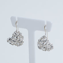 Carica l'immagine nel visualizzatore di Gallery, Orecchini Intreccio Cuore