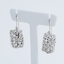 Carica l'immagine nel visualizzatore di Gallery, Orecchini Intreccio Rettangolari