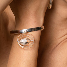 Carica l'immagine nel visualizzatore di Gallery, Bracciale Cinetico con Perla