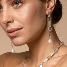 Carica l'immagine nel visualizzatore di Gallery, Orecchini Apollo con perla barocca