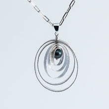 Carica l'immagine nel visualizzatore di Gallery, Collana con Pendente Ovale con perla